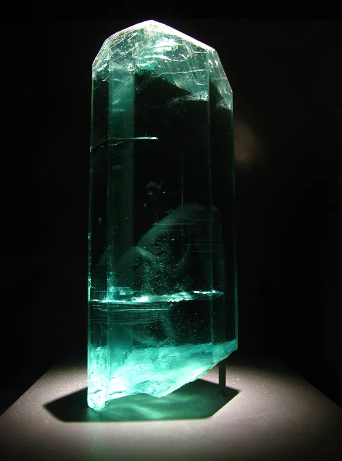 A 15,256 carat aquamarine from Minas Gerais: A large aquamarine from Minas Gerais, Brazil, labelled at 15,256 carats in the Smithsonian gem hall.