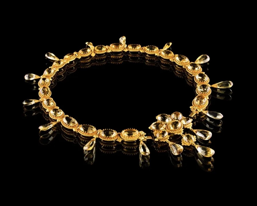 A topaz necklace from 1868: A necklace of topazes made by the Stockholm jeweller Gustaf Möllenborg in 1868, from the collection of Countess Wilhelmina von Hallwyl.