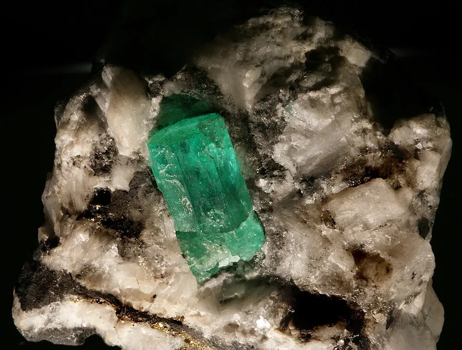 Emerald in its rock, Muzo, Colombia