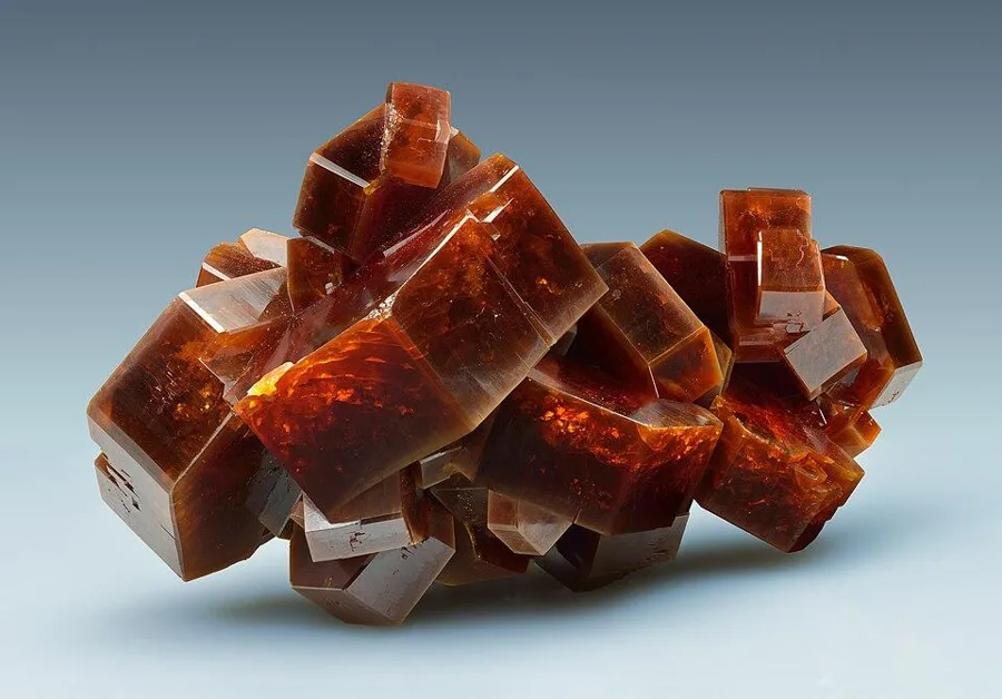 Vanadinite, Mibladen, Morocco